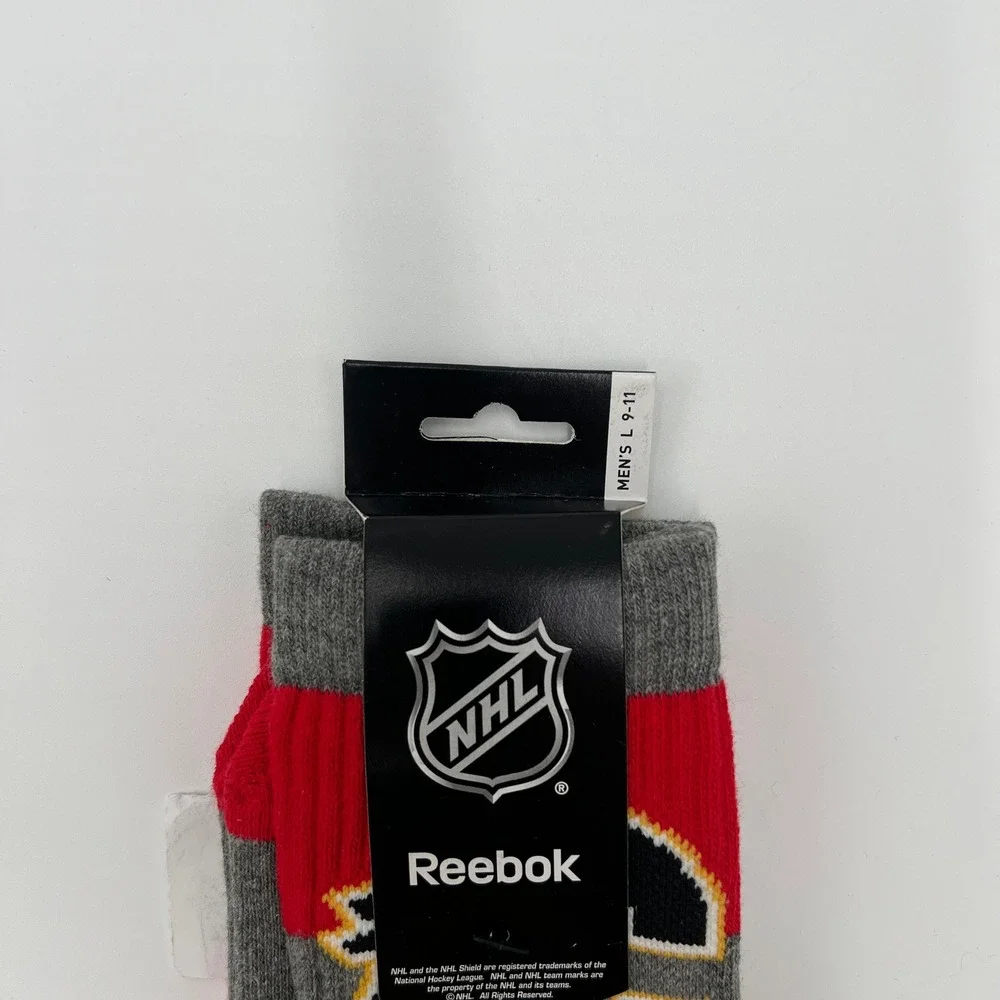 Reebok NHL Calgary Flames Men's Crew Socks 3‎ Pack Size L 9-11 Red Grey New